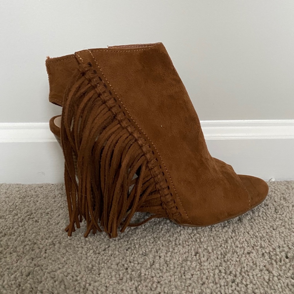 Brown suede fringe heels size 8 worn once